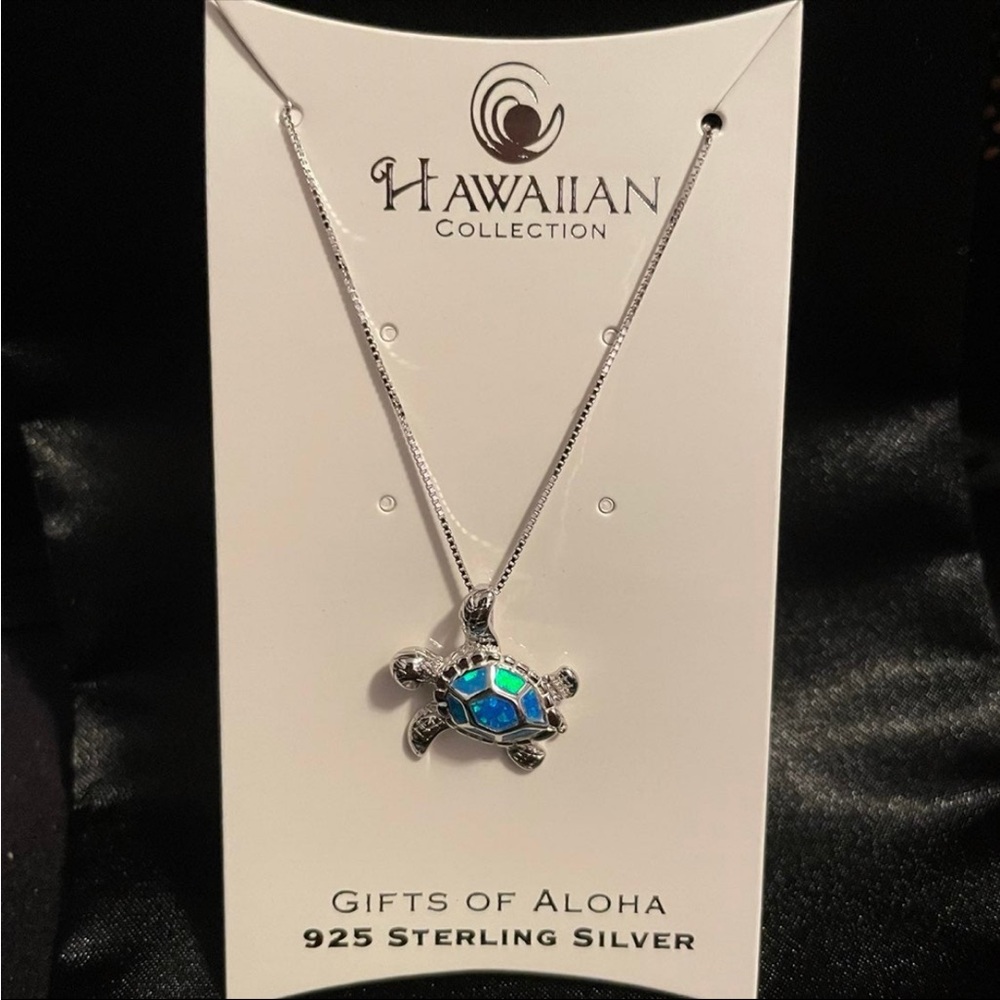 Hawaiian Collection Turtle Necklace